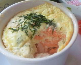 Нежнейшее суфле из форели с творожно-яичной заливкой