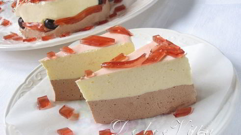 нежный торт-суфле с вишней