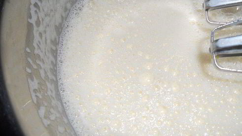 шоколадный кухэ с нежнейшим вишневым кремовым суфле