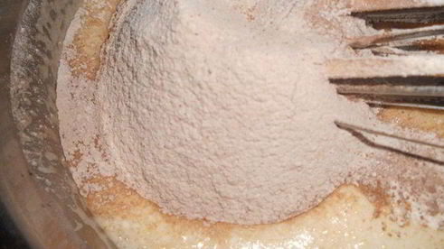 шоколадный кухэ с нежнейшим вишневым кремовым суфле