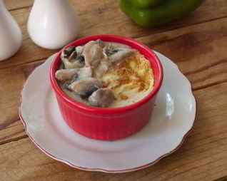 Суфле из кабачков с грибным соусом