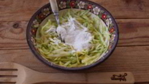 суфле из кабачков с грибным соусом