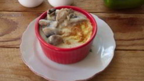 суфле из кабачков с грибным соусом