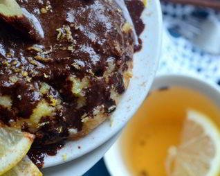 Творожно-лимонное суфле под растопленным шоколадом