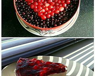 Творожно-медовое суфле с ягодами