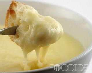 Сырное фондю без вина