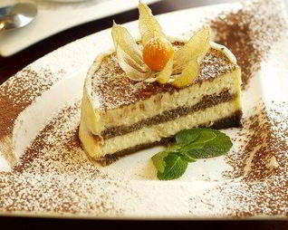 Десерт Тирамису с зеленым чаем и мятой