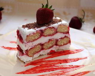 Клубничный тирамису