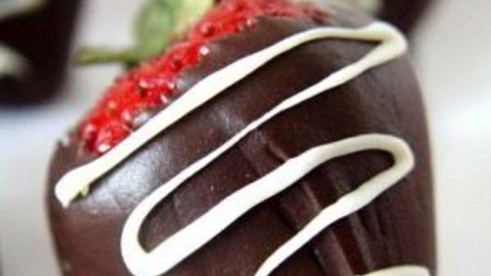 ягоды клубники в шоколаде