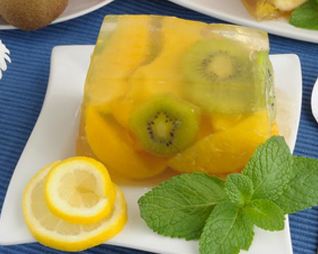 Желе с фруктами