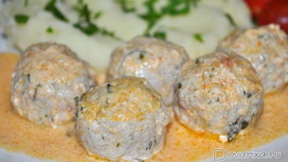 Рецепт Куриные фрикадельки с сыром в сливочном соусе