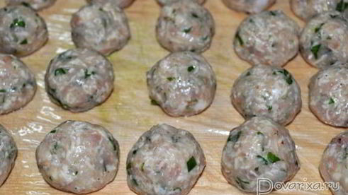 куриные фрикадельки с сыром в сливочном соусе