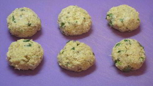 пита с фрикадельками из нута фалафель