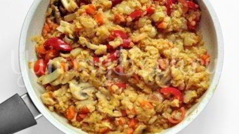 чечевица с овощами