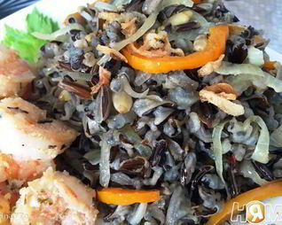 Дикий рис с овощами
