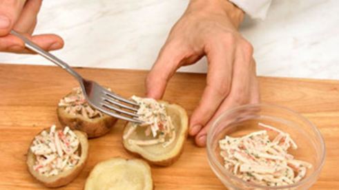 картофель дорогому гостю