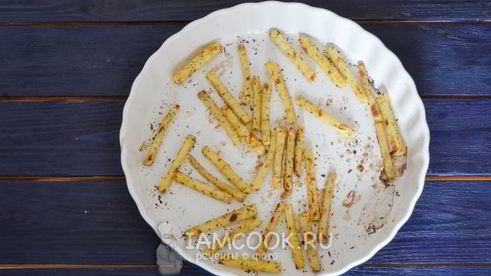 картофель фри в духовке без масла