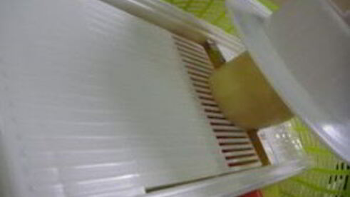 картофель гармошка с луком