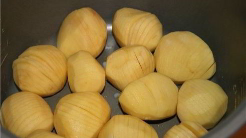 картофель печеный по-шведски в мультиварке