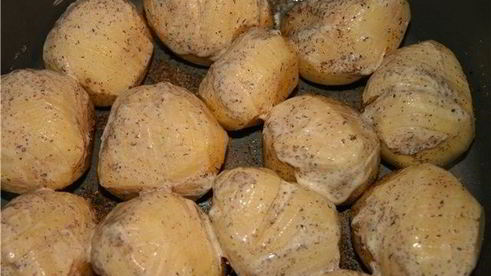 картофель печеный по-шведски в мультиварке