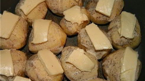 картофель печеный по-шведски в мультиварке