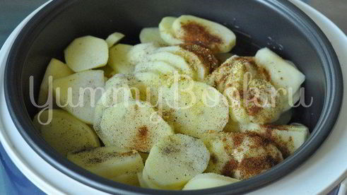 картофель с курицей и грибами в мультиварке