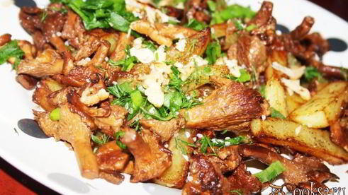 картофель с лисичками и грецким орехом осенние мотивы