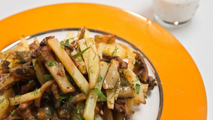 Рецепт картофель с лисичками