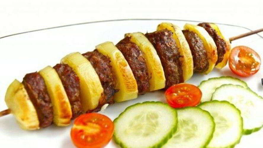 Рецепт картофель с мясом на шпажках