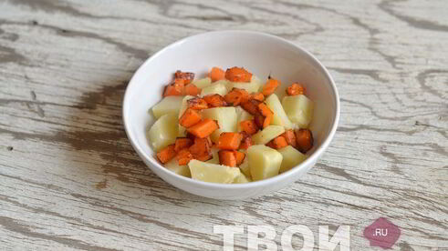 картофель с тыквой под сырным соусом