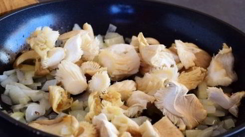 картофель с вешенками