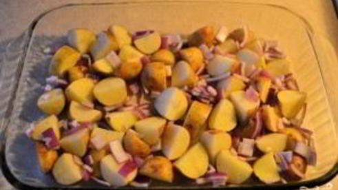 картофель со свининой и сыром в духовке