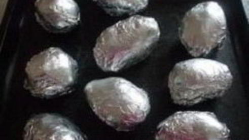 картофель в фольге в духовке