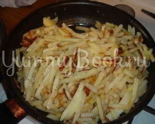 Картофель жареный с помидорами