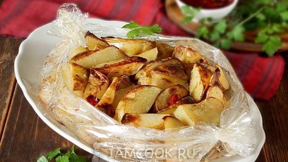 Рецепт Картошка по-деревенски в рукаве в духовке