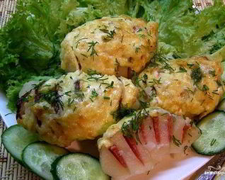 Картошка с колбасой и сыром в духовке