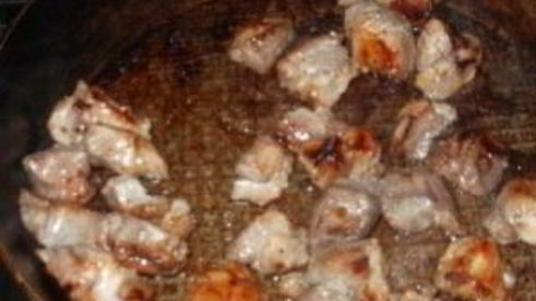 картошка со свининой в духовке на противне