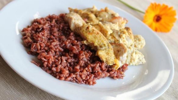 Рецепт Красный рис с курицей