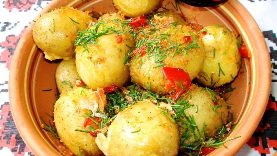 Рецепт молодой картофель по-кончаловски