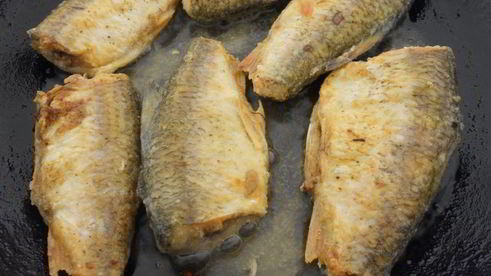 подлещики жареные с луком