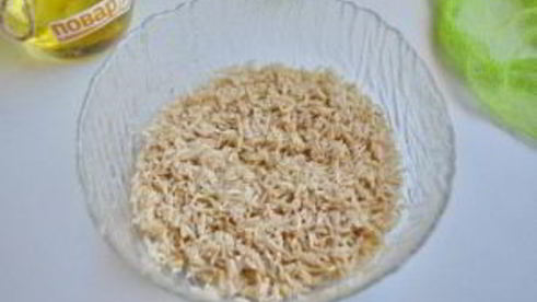 рис с куриными колбасками