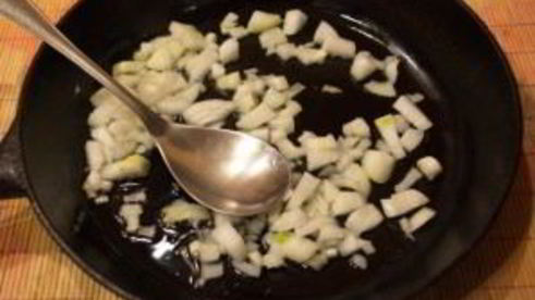 рис с курицей и помидорами