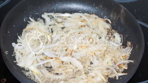 рис с овощами и соевым соусом