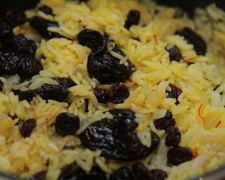 Рис с шафраном и сухофруктами