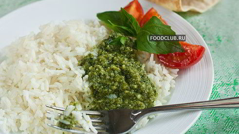 рис с соусом песто