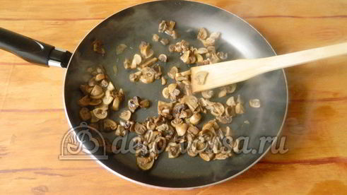 жареная картошка с шампиньонами