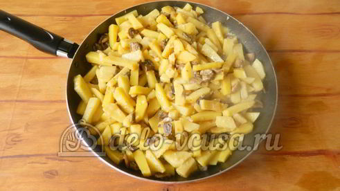 жареная картошка с шампиньонами