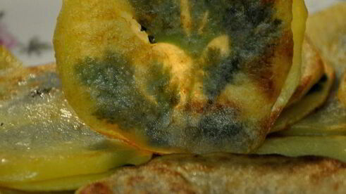 жареный картофель с петрушкой