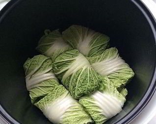 Голубцы в пекинской капусте