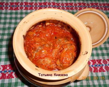 Ленивые голубцы с капустой и фаршем в горшочках